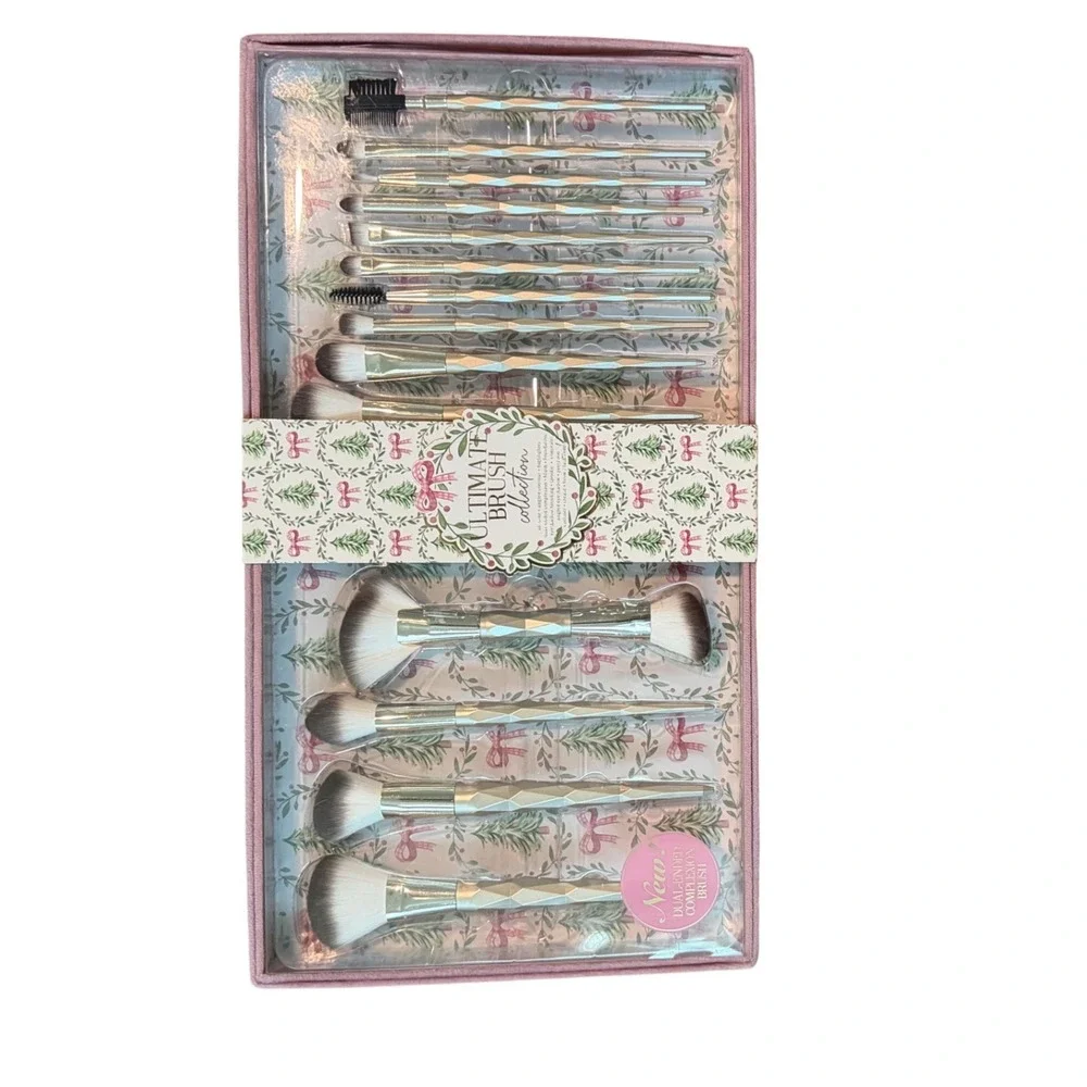 Ultimate Brush Collection 14 Piece Makeup Set Gold Faceted Handles Holiday Box